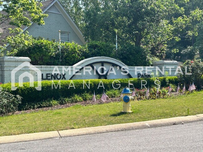 Foto del edificio - Beautiful Brick Home for Rent Near Inverne...