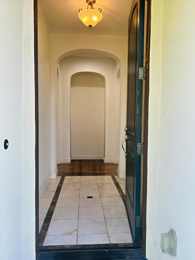 Building Photo - 3107 Browntail Way