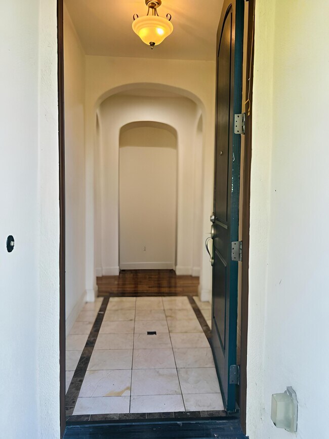 Foto del edificio - 3107 Browntail Way
