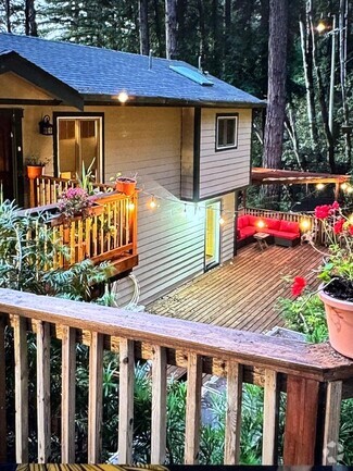 Building Photo - 14750 Skyline Blvd