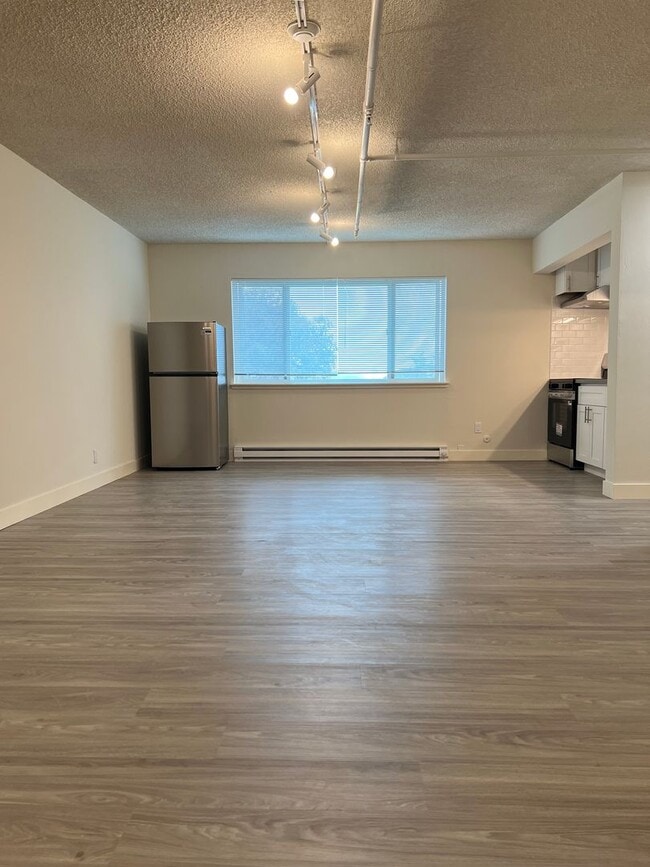 Foto del edificio - 4334 Fulton St