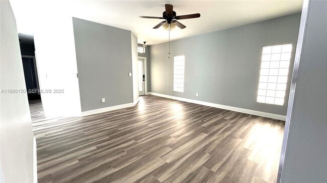 Foto del edificio - 17011 NW 13th St