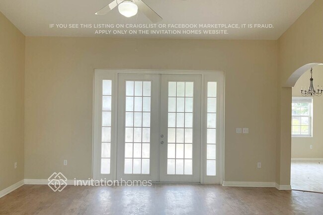 Foto del edificio - 2279 Couples Dr