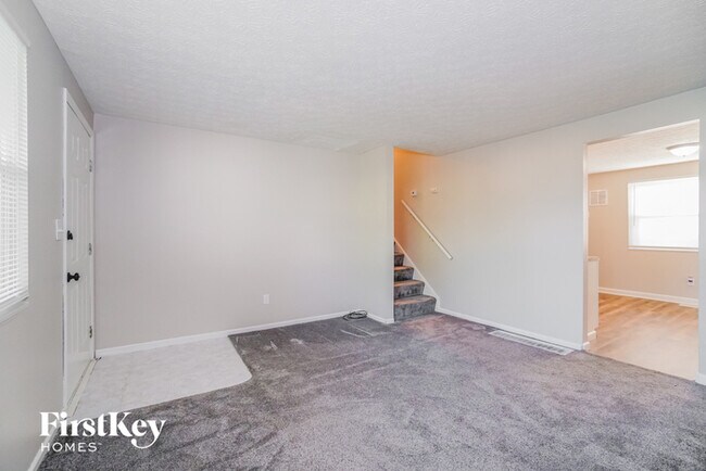 Building Photo - 3255 Riverpoint Ct