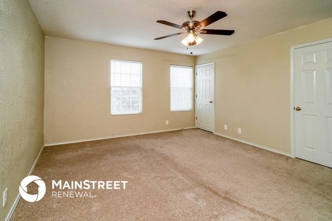 Building Photo - 10910 Cimarron Cove