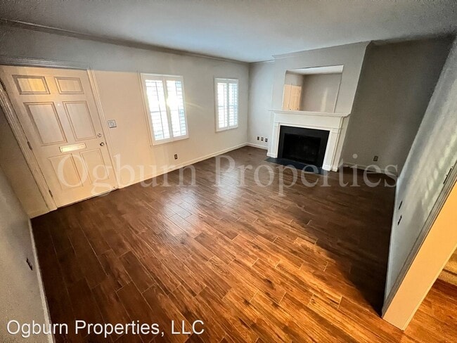Building Photo - 2 br, 2.5 bath House - 318 Hanover Arms Court