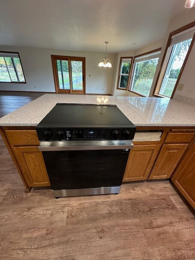 Foto del edificio - 23601 Labare Rd