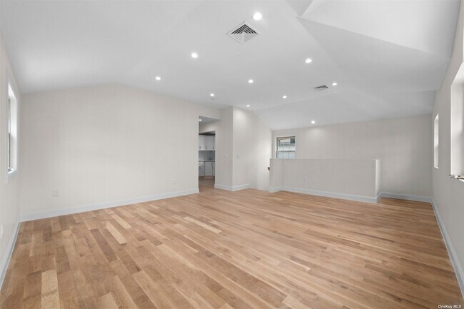 Foto del edificio - 239-38 148th Rd