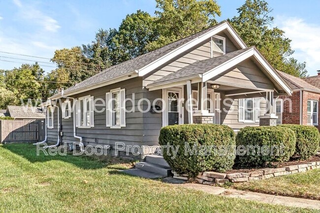 Photo - 1602 E 46th St House