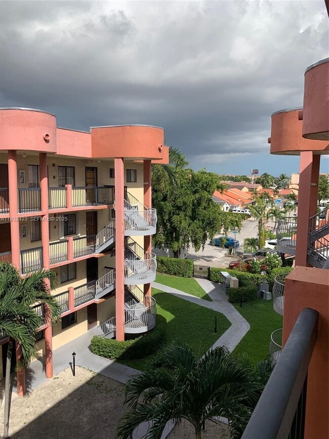 Foto del edificio - 5290 W 21st Ct