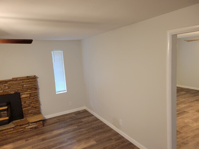 Building Photo - 8832 Goddard Pl