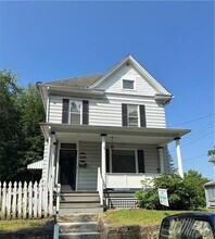 420 1st St