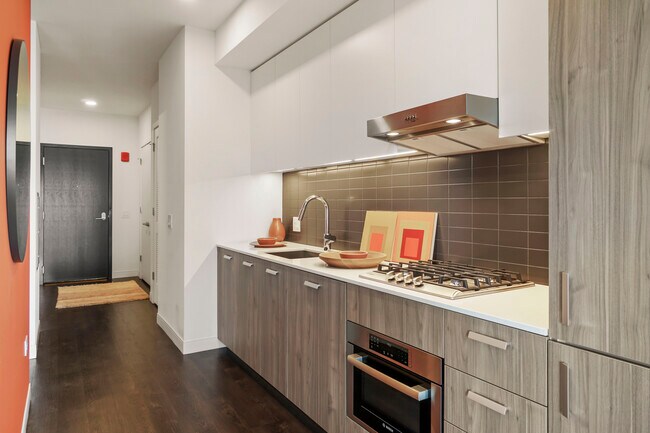 Foto del edificio - 461 E Waterside Dr