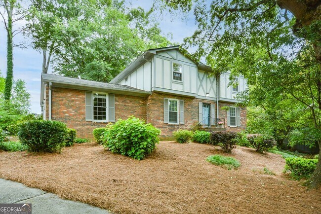 Foto del edificio - 435 Stonebridge Dr