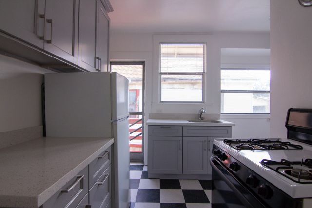 Photo - 1928 36th Ave Apartments