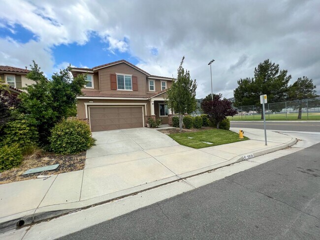 Foto del edificio - COMING SOON! Beautiful Redhawk home locate...