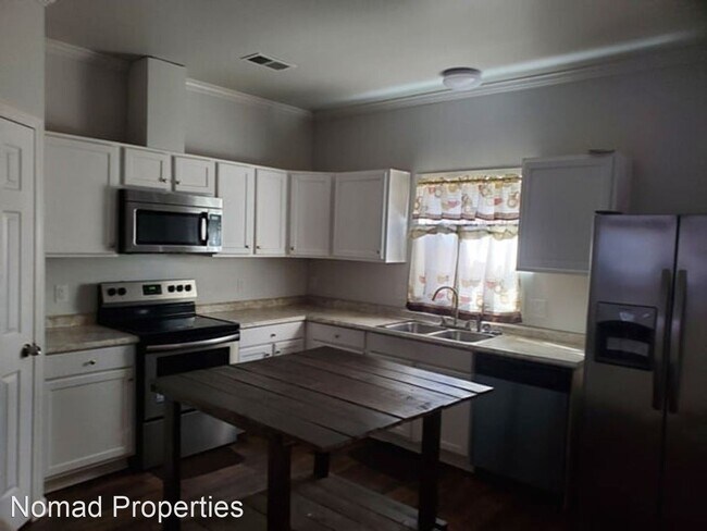 Foto del edificio - 3 br, 2 bath House - 5635 Mingus Rd