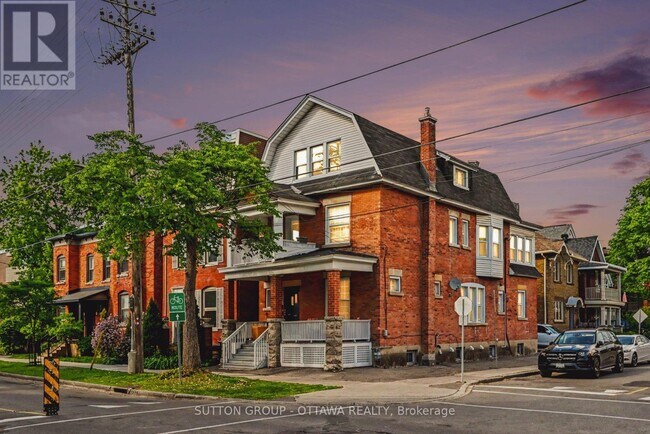 Photo du bâtiment - 121 Cartier St