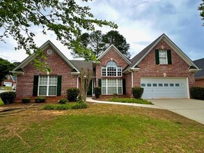 Building Photo - 1080 Chandler Ridge Dr SE
