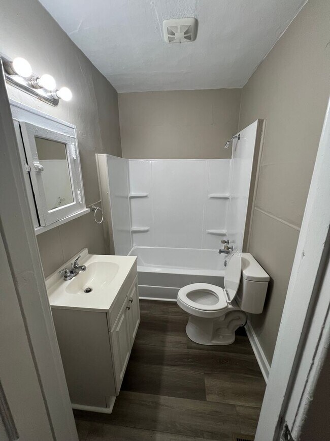 Foto del edificio - Three Bedroom Home in Chattanooga