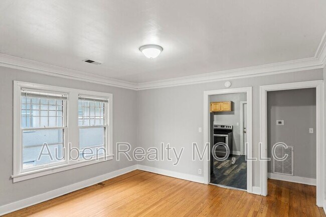 Foto del edificio - 5341 Holmes St