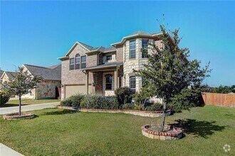 Building Photo - 2601 Mirasol Loop