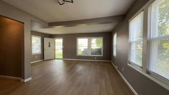 Foto del edificio - 5117 W Fairmount Ave