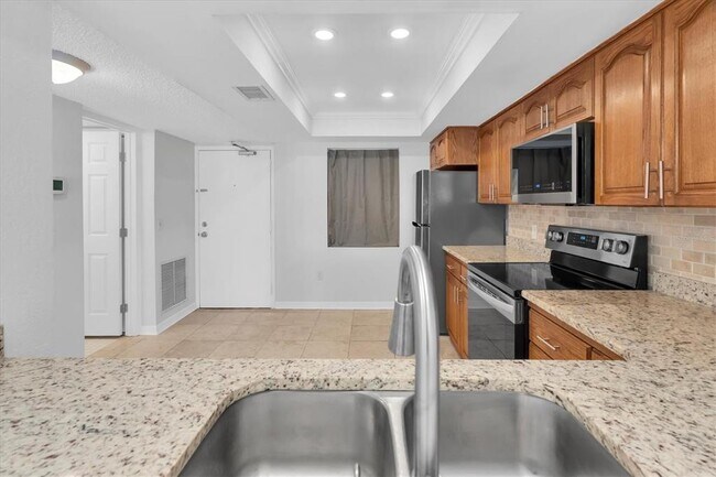 Building Photo - 4902 38th Way S