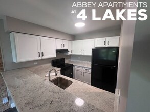 Building Photo - 5550 Abbey Dr