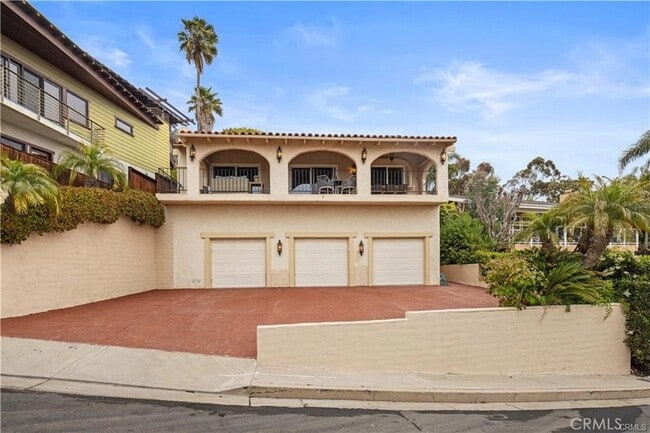 Building Photo - 605 Calle Del Cerrito