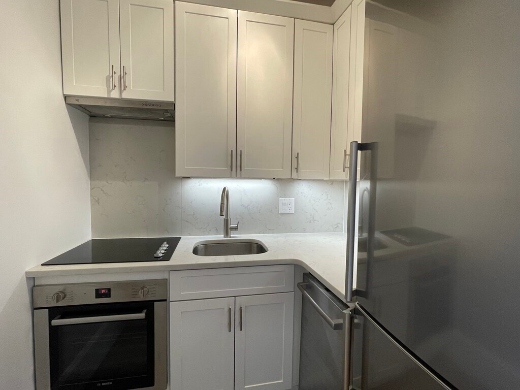 Primary Photo - 275 Dartmouth St