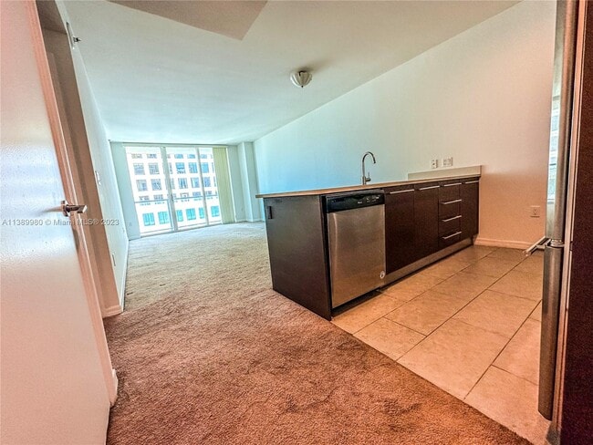 Building Photo - 500 Brickell Ave