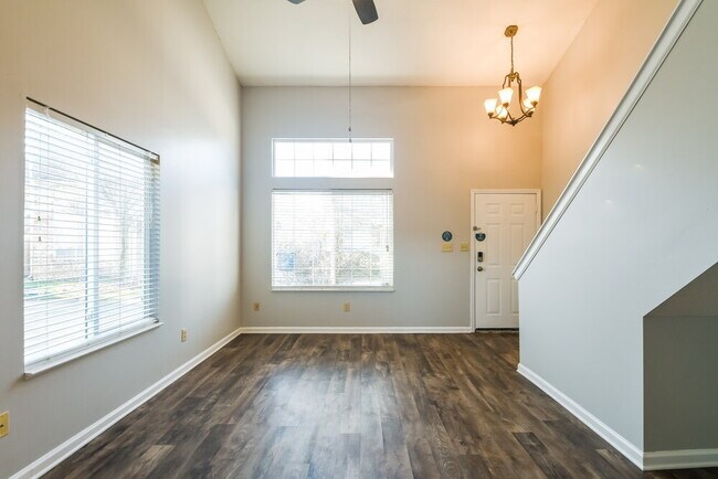 Building Photo - 9875 Worthington Blvd