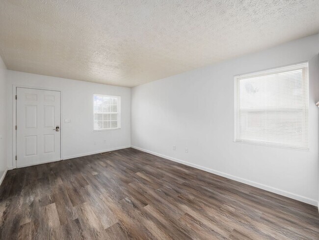 Building Photo - Duke Phillip