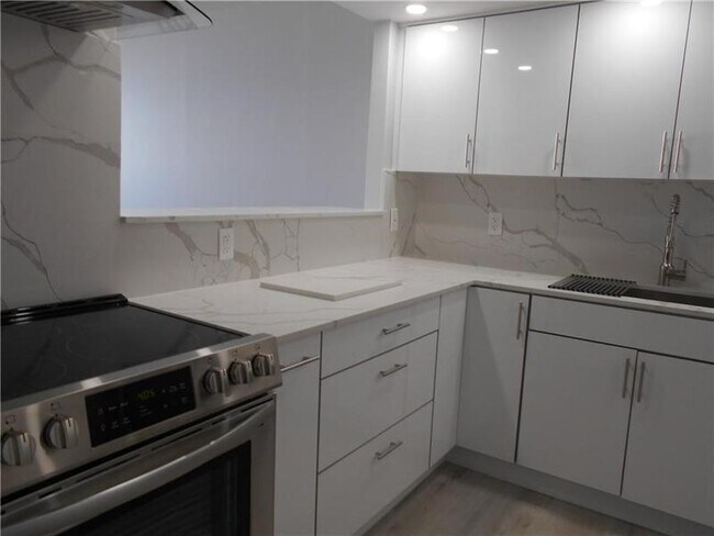 Foto del edificio - 1301 NE Miami Gardens Dr