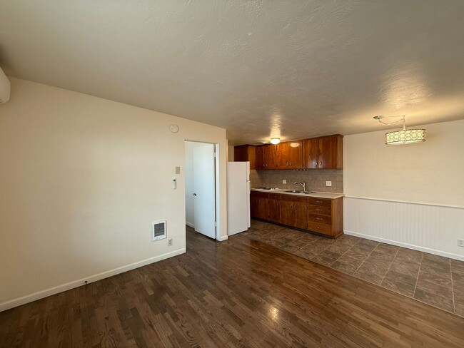 Building Photo - 2950 Willamette St