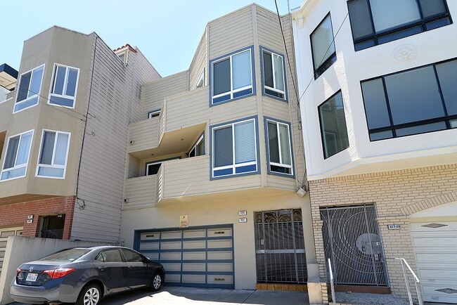 Foto del edificio - 333 18th Ave