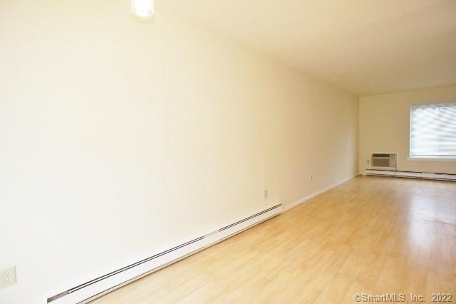 Foto del edificio - 16 Glenwood Ave