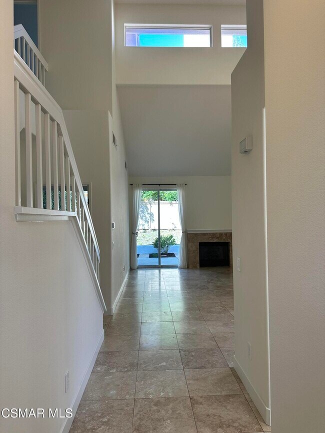 Foto del edificio - 4895 Martona Dr