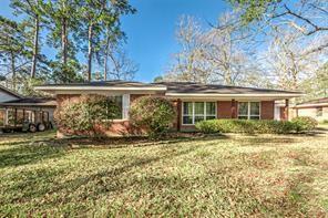 Foto principal - 211 Pine Shadow Dr