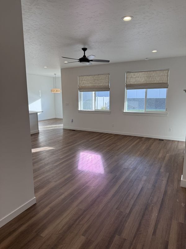 Building Photo - 15350 Blue Pinion Ave