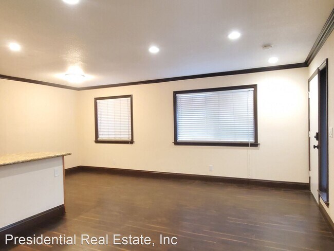Building Photo - 2 br, 1 bath House - 267 Watson Dr #3