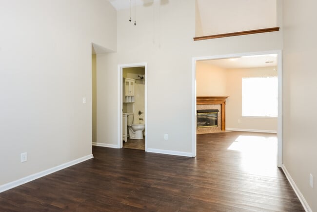 Foto del edificio - 536 Yorktown Ln
