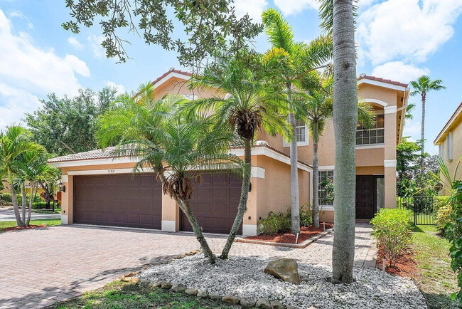 Building Photo - 15831 Menton Bay Ct