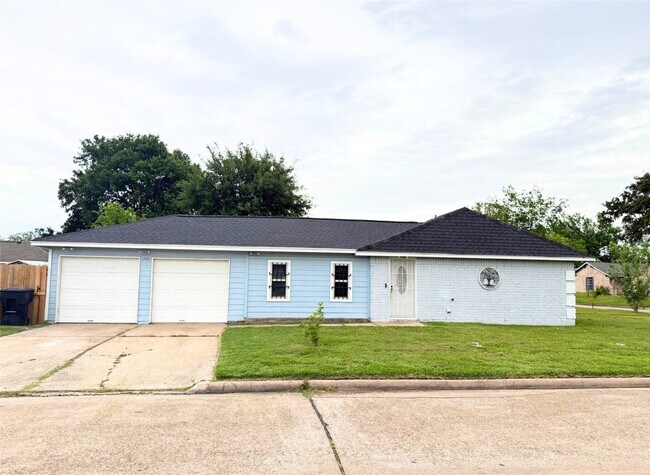 Foto del edificio - 5503 Bertellis Ln