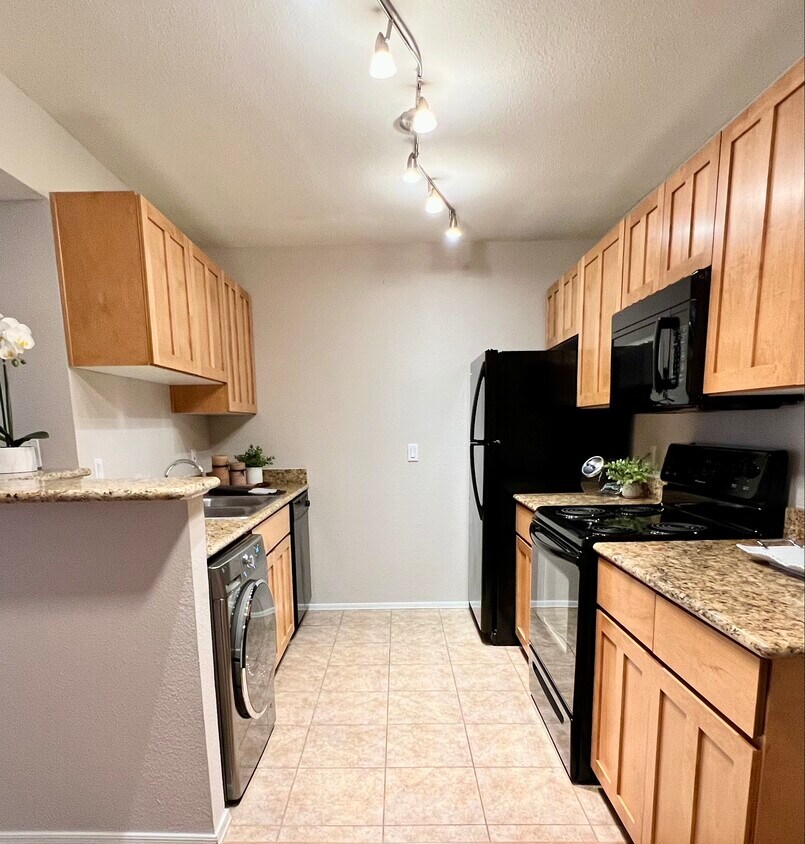 1185 W University Ave Unit 16133, Flagstaff, AZ 86001 Condo for Rent