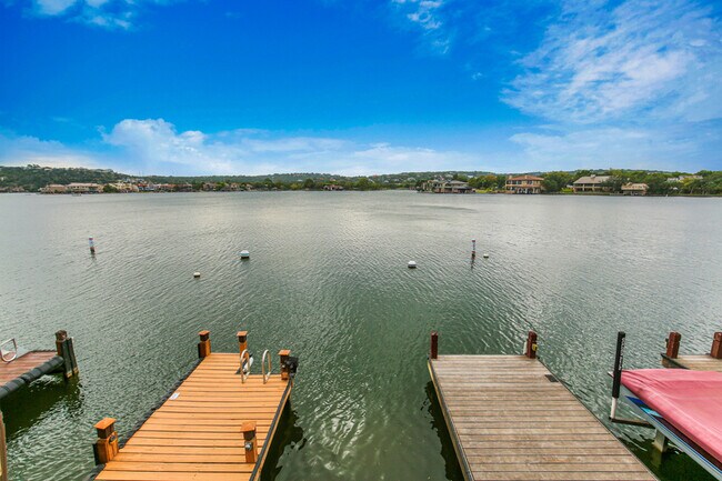 Building Photo - 109 Island Dr