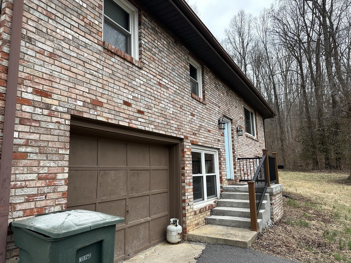 Primary Photo - 1312 Ledford St