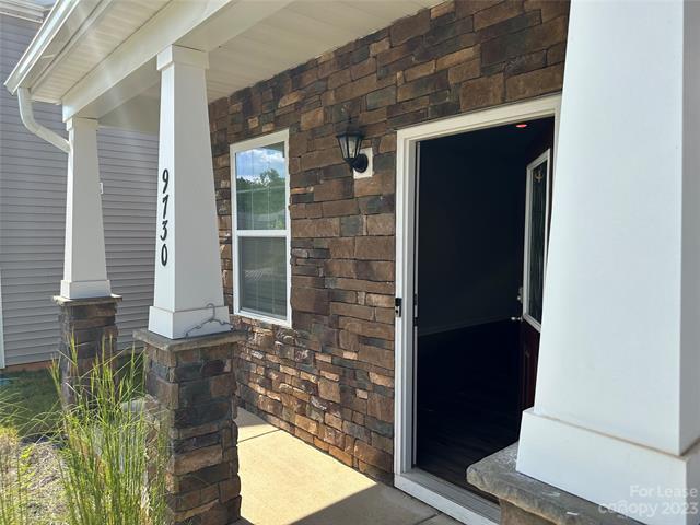 Foto del edificio - 9730 Tea Gdn Dr