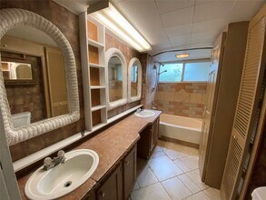 Building Photo - 109 Birchwood Dr